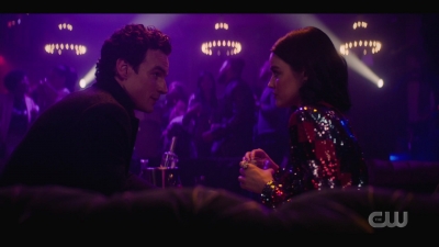 katy_keene_s01e04_internal_1080p_web_h264-hillary_1421.jpg