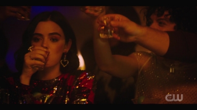 katy_keene_s01e04_internal_1080p_web_h264-hillary_1456.jpg