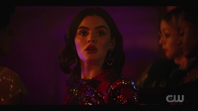 katy_keene_s01e04_internal_1080p_web_h264-hillary_1474.jpg