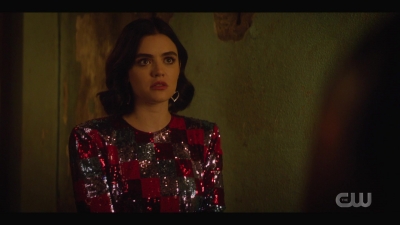katy_keene_s01e04_internal_1080p_web_h264-hillary_1547.jpg