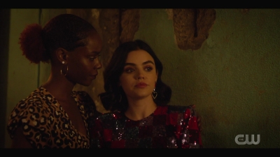 katy_keene_s01e04_internal_1080p_web_h264-hillary_1602.jpg