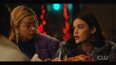 katy_keene_s01e04_internal_1080p_web_h264-hillary_1754.jpg