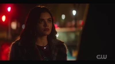 katy_keene_s01e04_internal_1080p_web_h264-hillary_1807.jpg