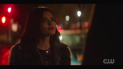 katy_keene_s01e04_internal_1080p_web_h264-hillary_1808.jpg