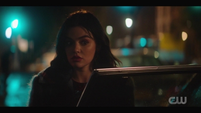 katy_keene_s01e04_internal_1080p_web_h264-hillary_1841.jpg