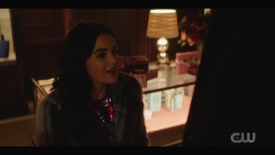 katy_keene_s01e04_internal_1080p_web_h264-hillary_1884.jpg