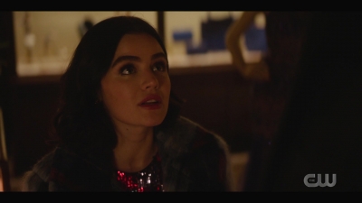 katy_keene_s01e04_internal_1080p_web_h264-hillary_1932.jpg