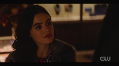 katy_keene_s01e04_internal_1080p_web_h264-hillary_1942.jpg
