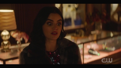 katy_keene_s01e04_internal_1080p_web_h264-hillary_1955.jpg