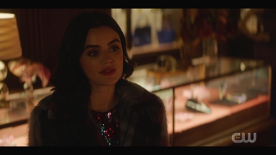 katy_keene_s01e04_internal_1080p_web_h264-hillary_1971.jpg