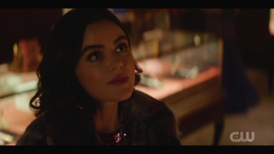 katy_keene_s01e04_internal_1080p_web_h264-hillary_1977.jpg