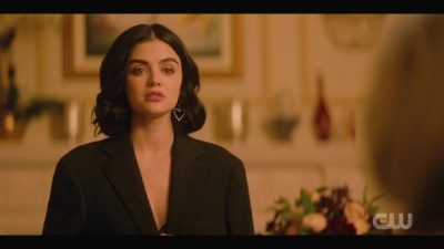 katy_keene_s01e04_internal_1080p_web_h264-hillary_2117.jpg