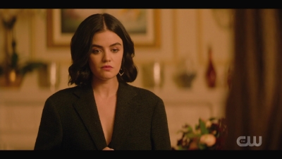 katy_keene_s01e04_internal_1080p_web_h264-hillary_2135.jpg