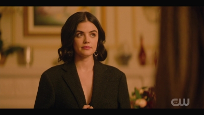 katy_keene_s01e04_internal_1080p_web_h264-hillary_2165.jpg