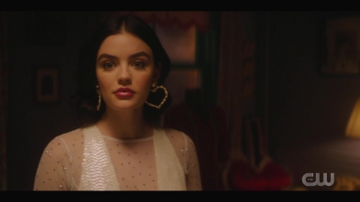 katy_keene_s01e05_internal_1080p_web_h264-trump_0005.jpg
