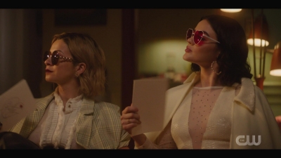 katy_keene_s01e05_internal_1080p_web_h264-trump_0027.jpg