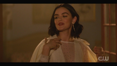 katy_keene_s01e05_internal_1080p_web_h264-trump_0033.jpg