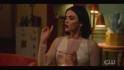 katy_keene_s01e05_internal_1080p_web_h264-trump_0055.jpg