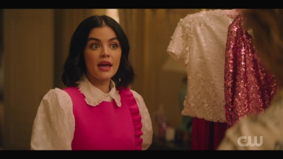 katy_keene_s01e05_internal_1080p_web_h264-trump_0206.jpg