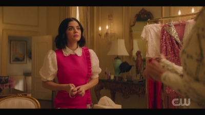 katy_keene_s01e05_internal_1080p_web_h264-trump_0243.jpg