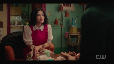 katy_keene_s01e05_internal_1080p_web_h264-trump_0449.jpg