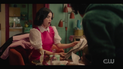 katy_keene_s01e05_internal_1080p_web_h264-trump_0510.jpg