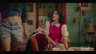 katy_keene_s01e05_internal_1080p_web_h264-trump_0535.jpg