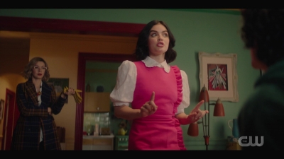 katy_keene_s01e05_internal_1080p_web_h264-trump_0566.jpg