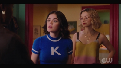 katy_keene_s01e05_internal_1080p_web_h264-trump_0633.jpg