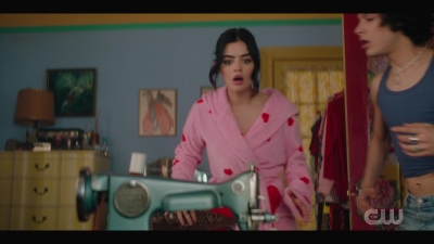 katy_keene_s01e05_internal_1080p_web_h264-trump_0888.jpg