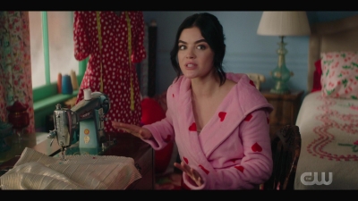 katy_keene_s01e05_internal_1080p_web_h264-trump_0892.jpg