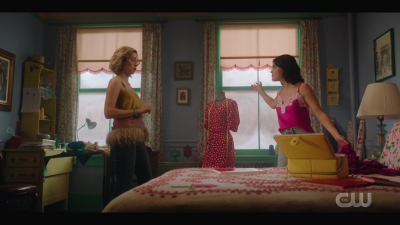 katy_keene_s01e05_internal_1080p_web_h264-trump_0993.jpg