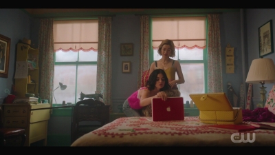 katy_keene_s01e05_internal_1080p_web_h264-trump_1047.jpg