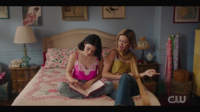 katy_keene_s01e05_internal_1080p_web_h264-trump_1188.jpg