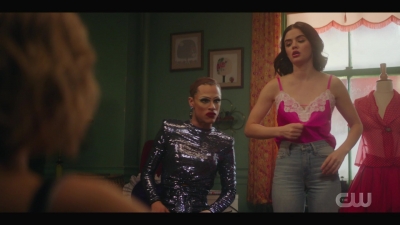 katy_keene_s01e05_internal_1080p_web_h264-trump_1409.jpg