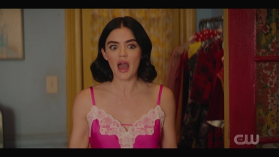 katy_keene_s01e05_internal_1080p_web_h264-trump_1512.jpg