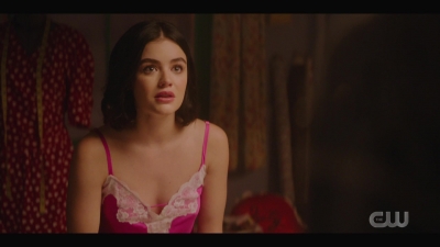 katy_keene_s01e05_internal_1080p_web_h264-trump_1812.jpg