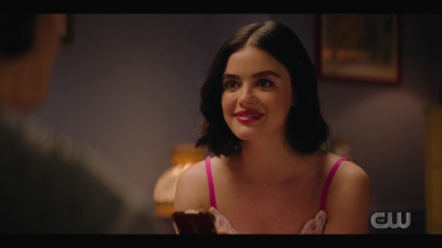katy_keene_s01e05_internal_1080p_web_h264-trump_2025.jpg