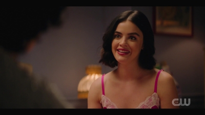 katy_keene_s01e05_internal_1080p_web_h264-trump_2048.jpg