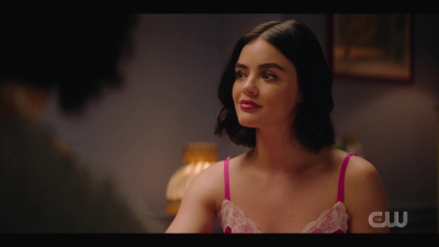 katy_keene_s01e05_internal_1080p_web_h264-trump_2060.jpg