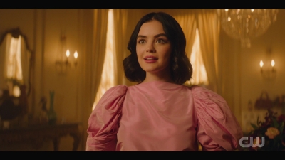 katy_keene_s01e05_internal_1080p_web_h264-trump_2399.jpg