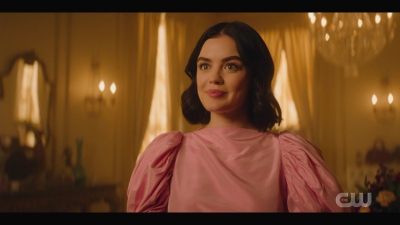 katy_keene_s01e05_internal_1080p_web_h264-trump_2403.jpg