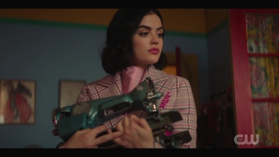 katy_keene_s01e05_internal_1080p_web_h264-trump_2417.jpg