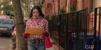 katy_keene_s01e06_1080p_webrip_x264-xlf_0010.jpg