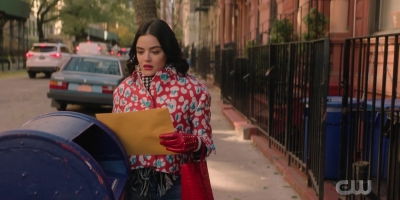 katy_keene_s01e06_1080p_webrip_x264-xlf_0016.jpg