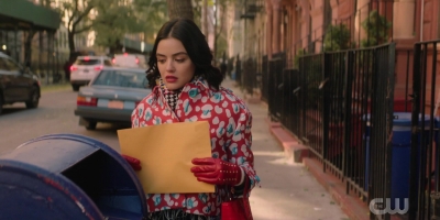 katy_keene_s01e06_1080p_webrip_x264-xlf_0018.jpg