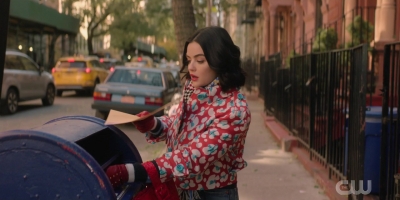 katy_keene_s01e06_1080p_webrip_x264-xlf_0037.jpg