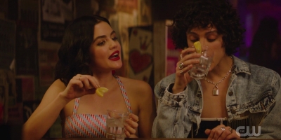 katy_keene_s01e06_1080p_webrip_x264-xlf_0043.jpg