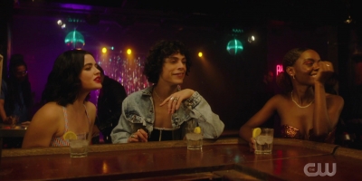 katy_keene_s01e06_1080p_webrip_x264-xlf_0099.jpg