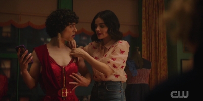 katy_keene_s01e06_1080p_webrip_x264-xlf_0527.jpg